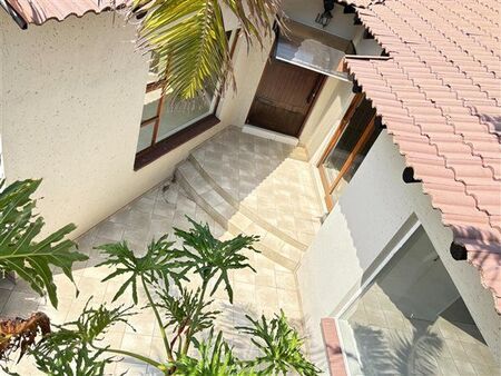 5 Bedroom House in Roodekrans