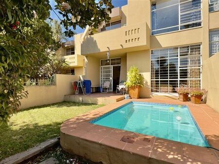 3 Bedroom Townhouse in Floracliffe