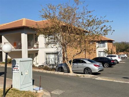 2 Bedroom Apartment in Wilgeheuwel