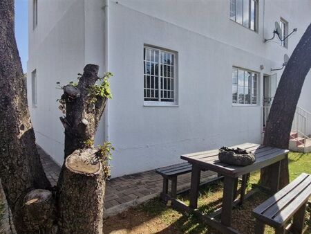 2 Bedroom Apartment in Groenkloof