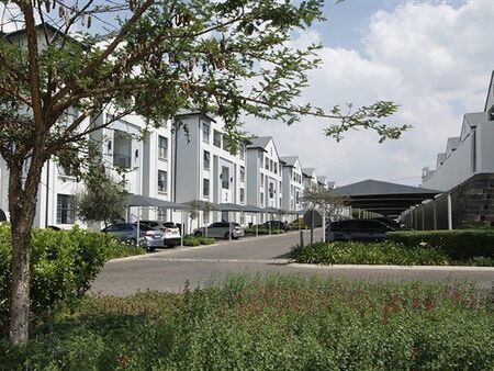 1 Bedroom Apartment in Bryanston