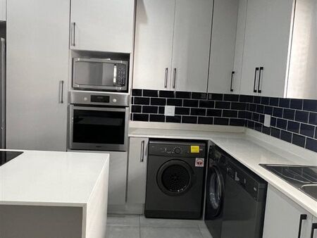 2 Bedroom Apartment in Bryanston