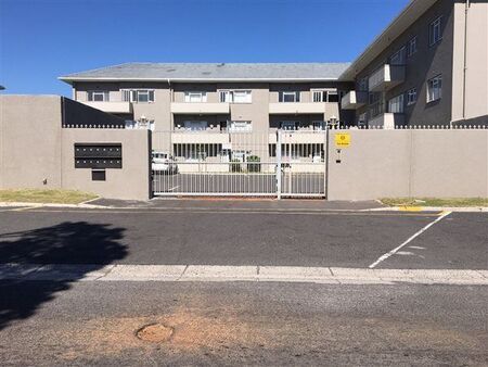 1 Bedroom Apartment in Milnerton Central