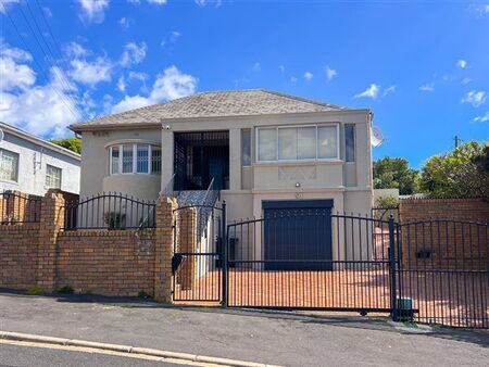 3 Bedroom House in Walmer Estate