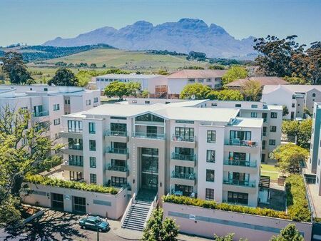 2 Bedroom Apartment in La Colline