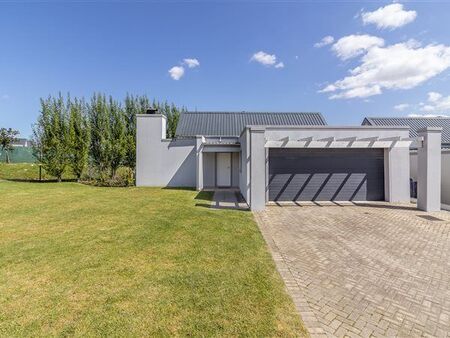 3 Bedroom Apartment in Paarl
