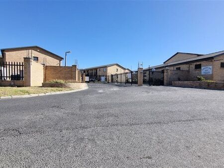2 Bedroom Apartment in Gordons Bay Central