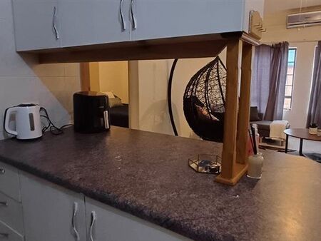 1 Bedroom Apartment in Arboretum