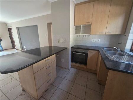 2 Bedroom Apartment in Epsom Downs