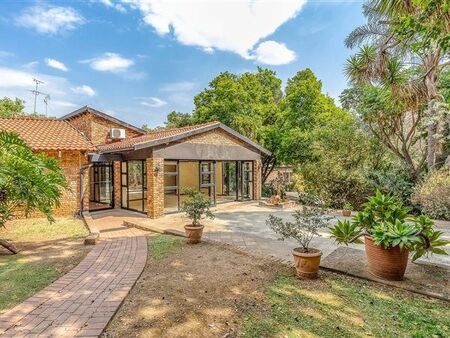 7 Bedroom House in Bryanston