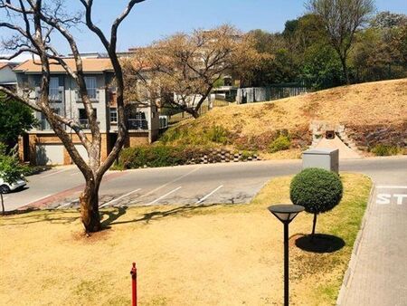 2 Bedroom Townhouse in Parktown