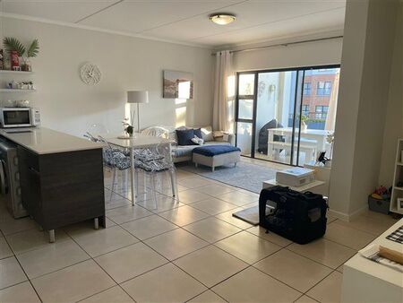 2 Bedroom Apartment in Olivedale