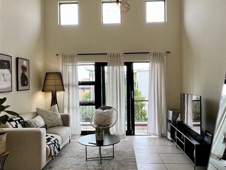 1 Bedroom Apartment in Douglasdale