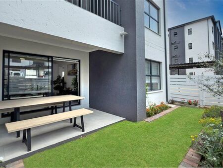 2 Bedroom Apartment in Fourways