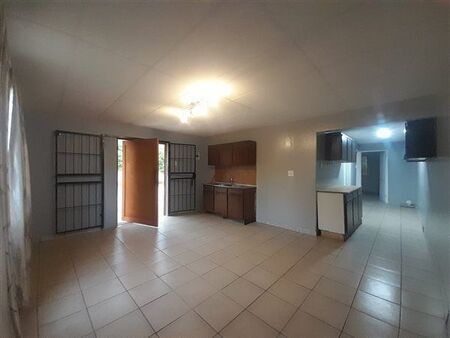 2 Bedroom Flat in Meyerton Park