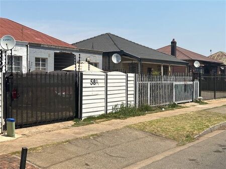3 Bedroom House in Geduld