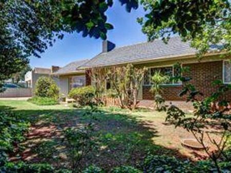 4 Bedroom House in Rhodesfield
