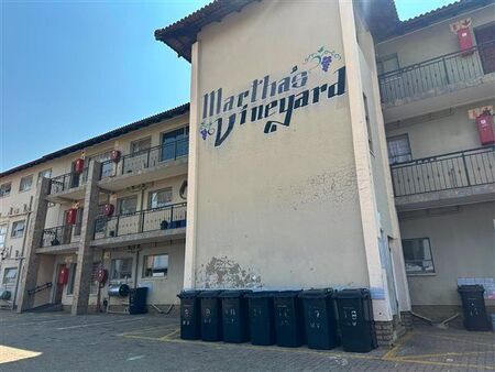 2 Bedroom Apartment in Ravenswood