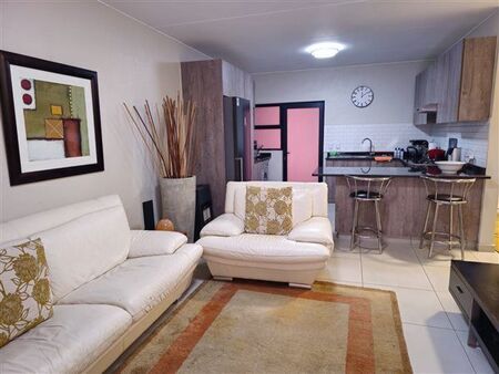 3 Bedroom Apartment in Bartlett