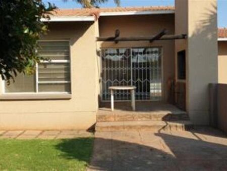 3 Bedroom Townhouse in Witfield