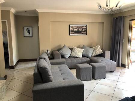 3 Bedroom Cluster in Bartlett