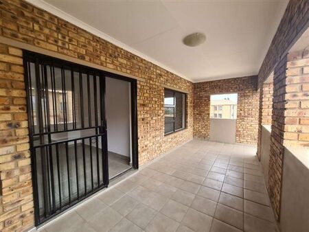 2 Bedroom Apartment in Wierda Park