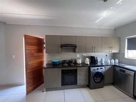 3 Bedroom House in Thatchfield