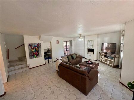 3 Bedroom House in Pierre van Ryneveld