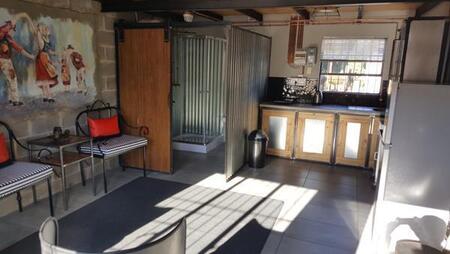 1 Bedroom Apartment in Panorama