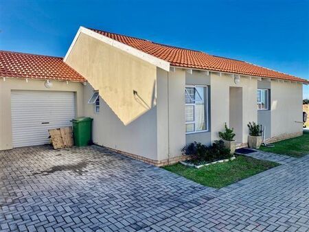 3 Bedroom Townhouse in Brentwood Park