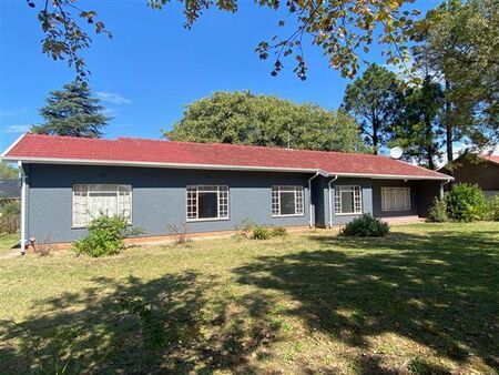 3 Bedroom House in Barry Hertzog Park