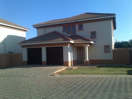 3 Bedroom House in Lephalale (Ellisras)