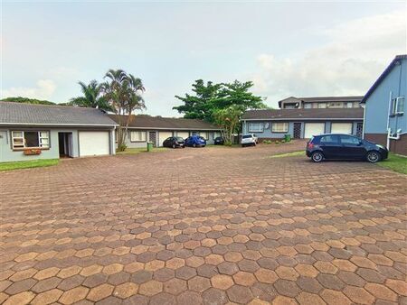 3 Bedroom Simplex in Wild En Weide