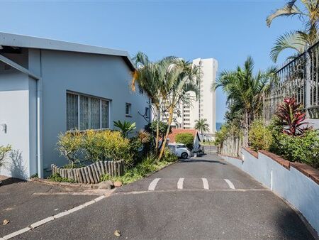 1 Bedroom Simplex in Umhlanga Rocks