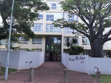 3 Bedroom Flat in Morningside