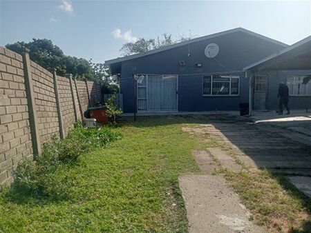 3 Bedroom Apartment in Bluff