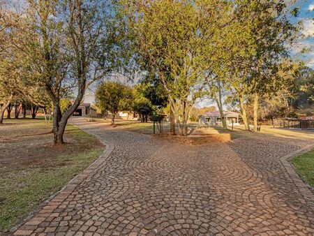 4 Bedroom House in Poortview