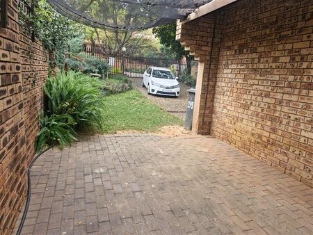 1 Bedroom Apartment in La Montagne