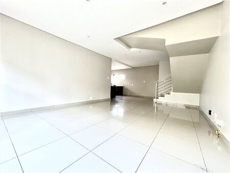 4 Bedroom Townhouse in Equestria