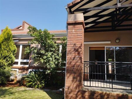 3 Bedroom Townhouse in Woodhill