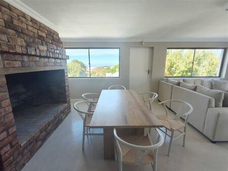 5 Bedroom House in Voelklip