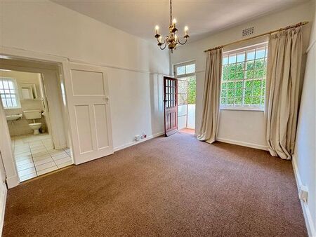 1 Bedroom Apartment in Rondebosch