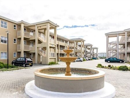 2 Bedroom Apartment in Muizenberg