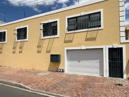 2 Bedroom Apartment in Beaconvale