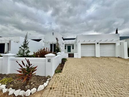 4 Bedroom House in Croydon Olive Estate
