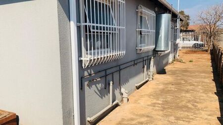 3 Bedroom house to rent in The Orchards, Akasia