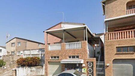 3 Bedroom semi-detached to rent in Montford, Chatsworth