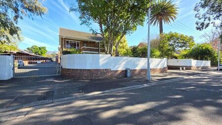 2 Bedroom apartment to rent in Kenilworth, Cape Town