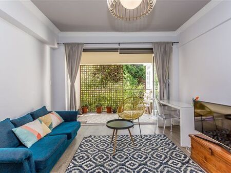 2 Bedroom Apartment in Rosebank