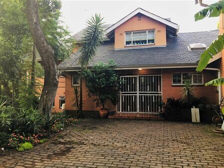 2 Bedroom House in Forest Town